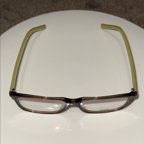 Fendi Rectangular Eyeglass frames - Picture 5 of 7
